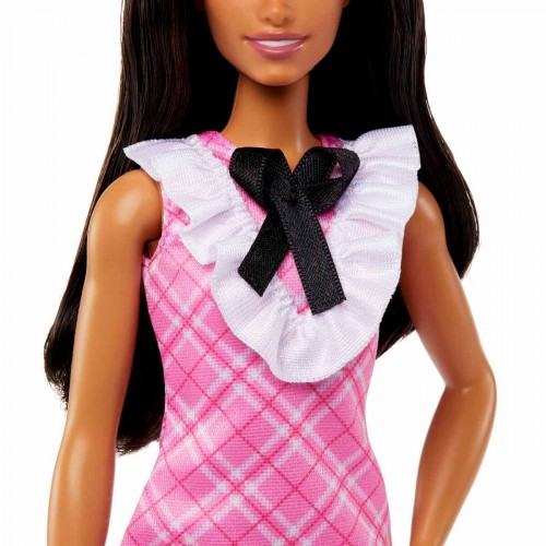 Barbie Büyüleyici Parti Bebekleri Fashionistas HJT06