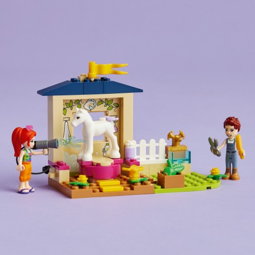 Lego Friends Midilli Yıkama Ahırı 41696